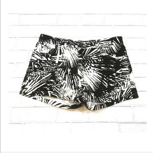 New York & Company | Black/White Print Sz 6 Shorts